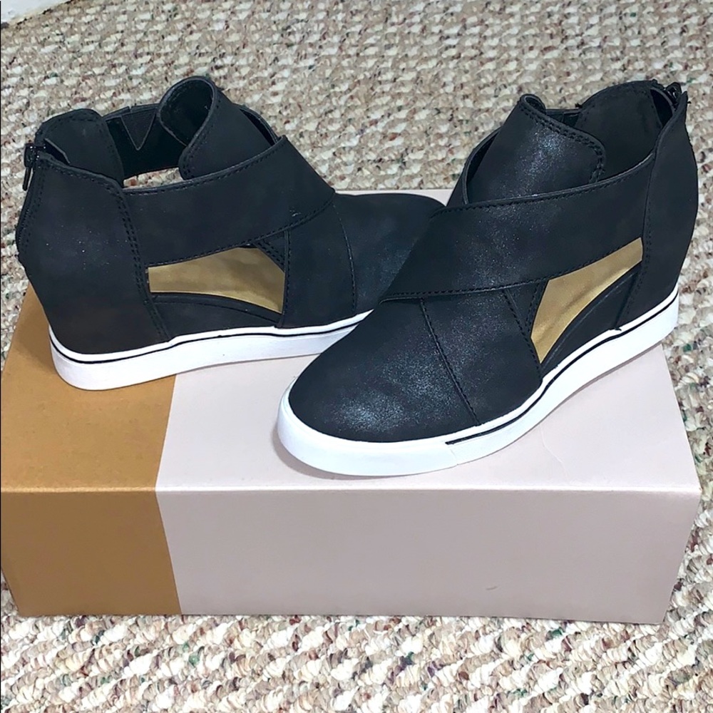 Maurices Side Open Wedges Womens